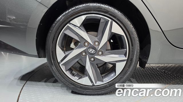 Hyundai AVANTE 2021 — photo 5