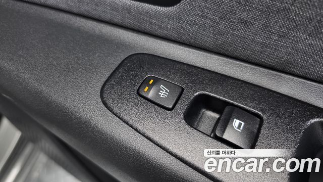 Hyundai AVANTE 2021 — photo 25