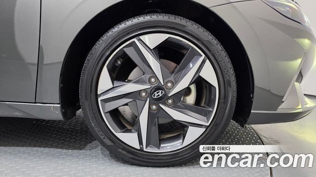 Hyundai AVANTE 2021 — photo 7