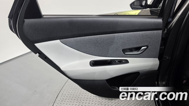Hyundai AVANTE 2021 — photo 15