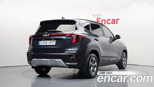 Kia Seltos 2025 — photo 2