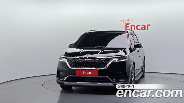 Kia Canival 2021 — photo 3