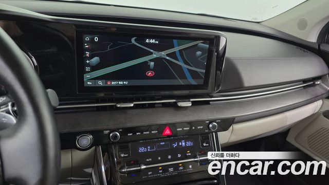 Kia Canival 2021 — photo 12