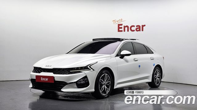 Kia K5 2023 — photo 1