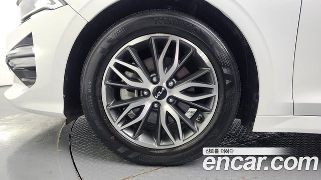 Kia K5 2023 — photo 5
