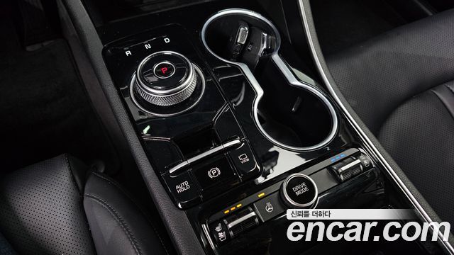 Kia K5 2023 — photo 9