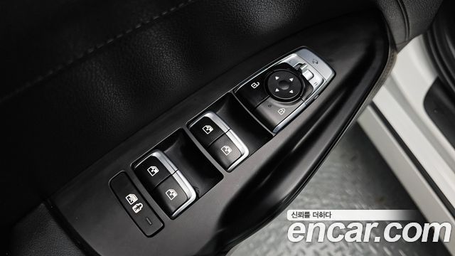 Kia K5 2023 — photo 13