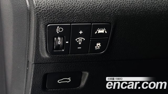 Kia K5 2023 — photo 14