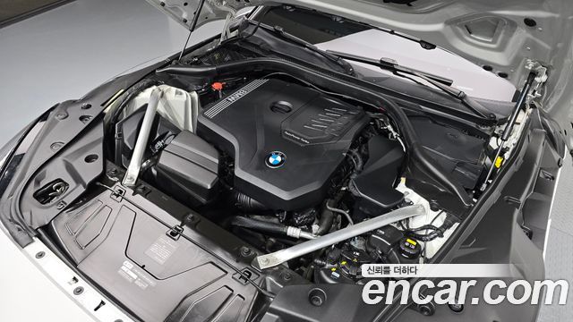 BMW Z4 2020 — photo 6