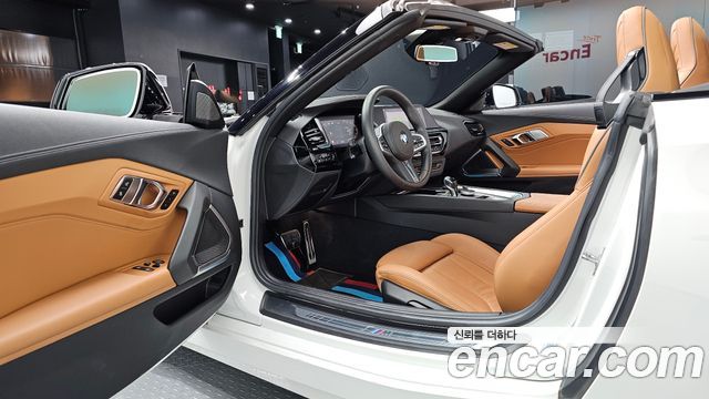 BMW Z4 2020 — photo 13