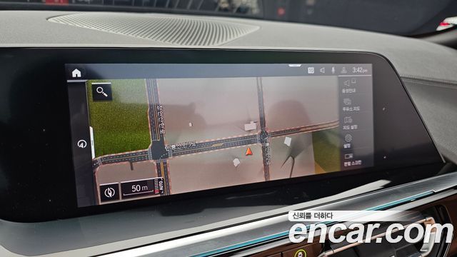 BMW Z4 2020 — photo 18