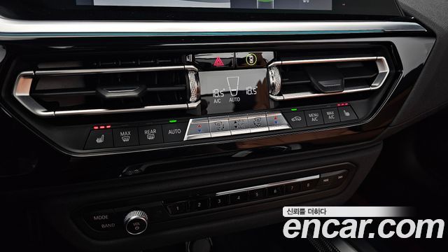 BMW Z4 2020 — photo 24