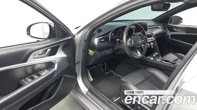 Genesis G70 2019 — photo 10