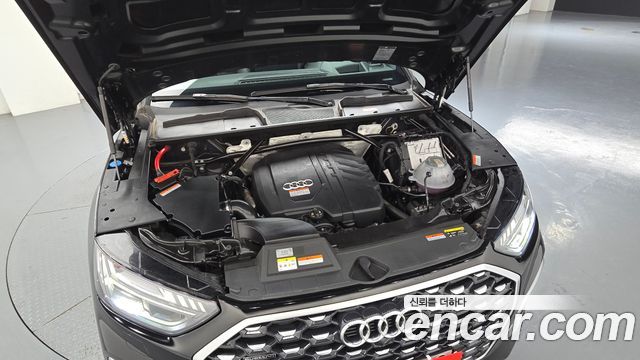 Audi Q5 2023 — photo 6