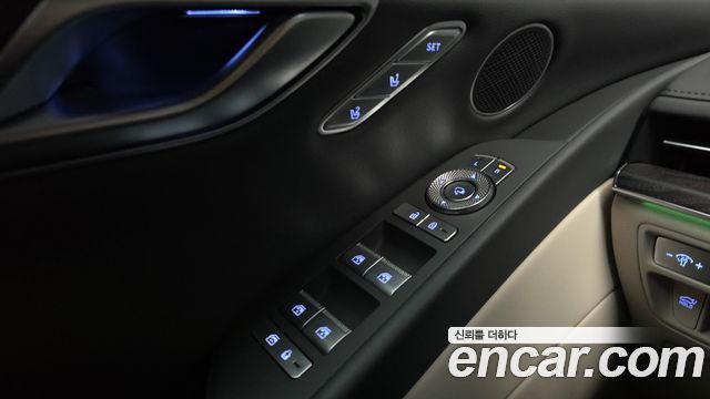 Genesis G80 2021 — photo 32