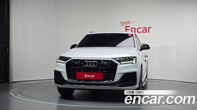 Audi Q7 2022 — photo 3