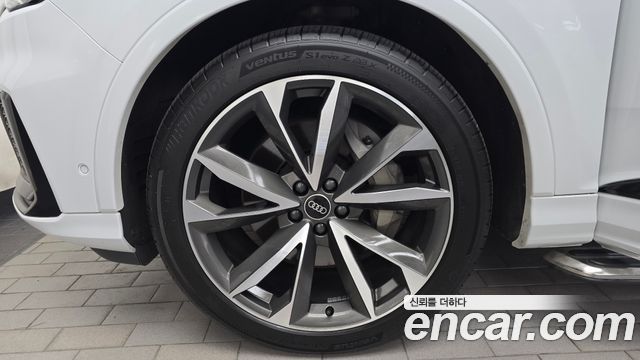 Audi Q7 2022 — photo 5