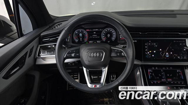 Audi Q7 2022 — photo 13