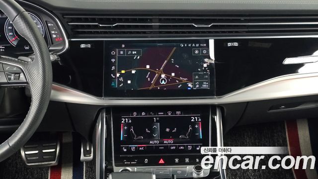 Audi Q7 2022 — photo 14
