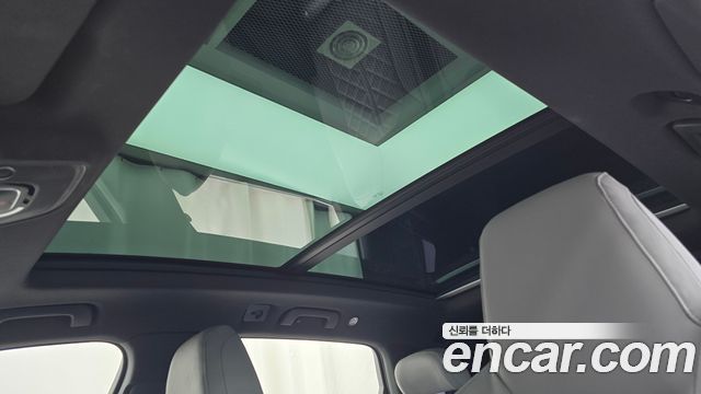 Audi Q7 2022 — photo 17