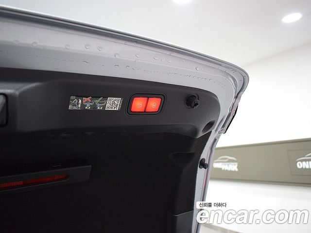 Mercedes-Benz CLS-Class 2023 — photo 16