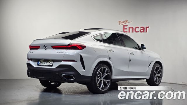 BMW X6 2021 — photo 2