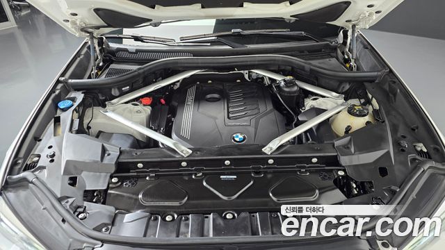 BMW X6 2021 — photo 6