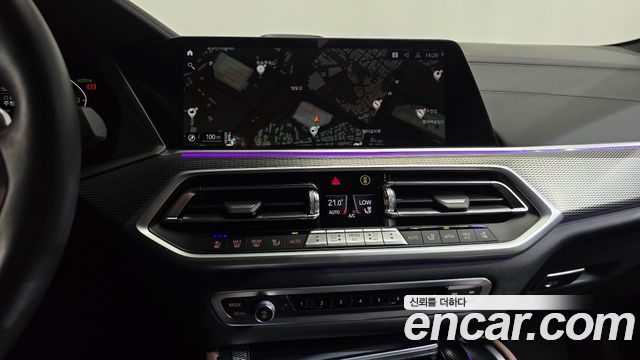 BMW X6 2021 — photo 18