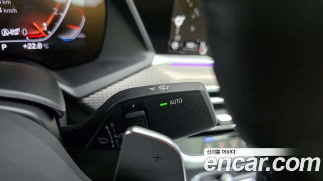 BMW X6 2021 — photo 30