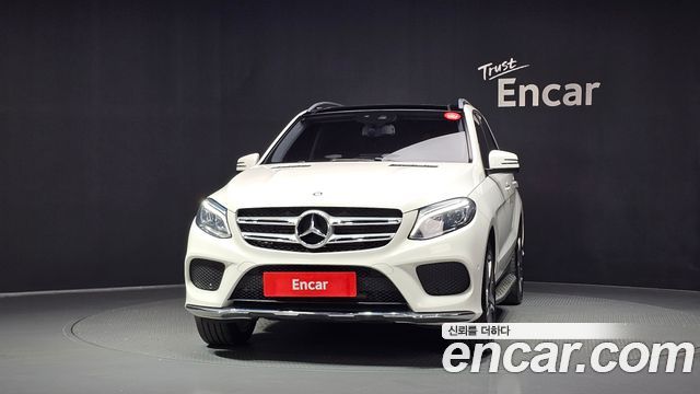 Mercedes-Benz GLE-Class 2016 — photo 3