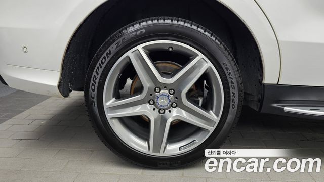 Mercedes-Benz GLE-Class 2016 — photo 5