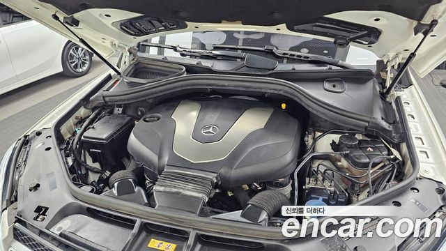 Mercedes-Benz GLE-Class 2016 — photo 6