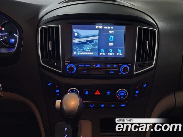 Hyundai Starex 2019 — photo 8