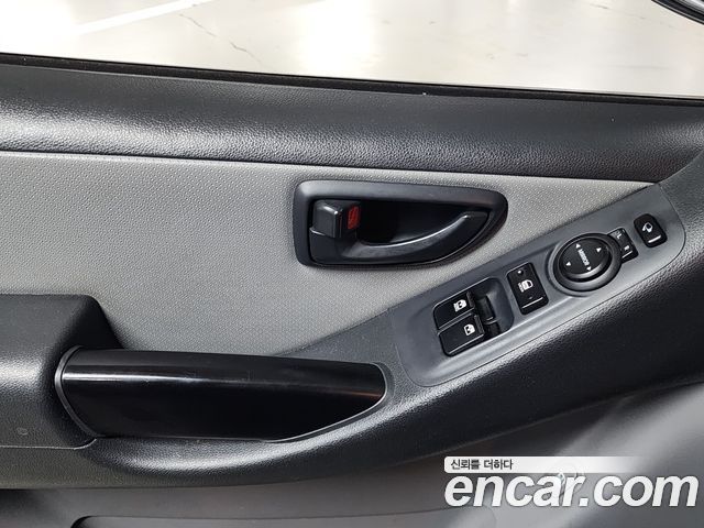 Hyundai Starex 2019 — photo 14