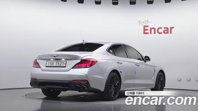 Genesis G70 2019 — photo 2