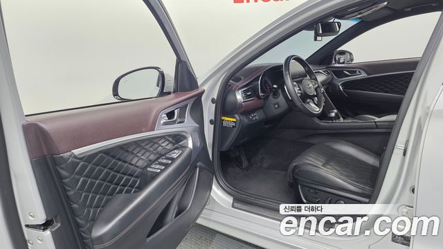 Genesis G70 2019 — photo 10
