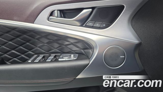 Genesis G70 2019 — photo 17