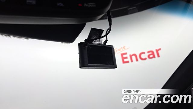 Genesis G70 2019 — photo 19