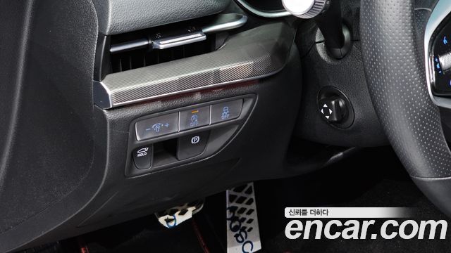 Genesis G80 2022 — photo 14