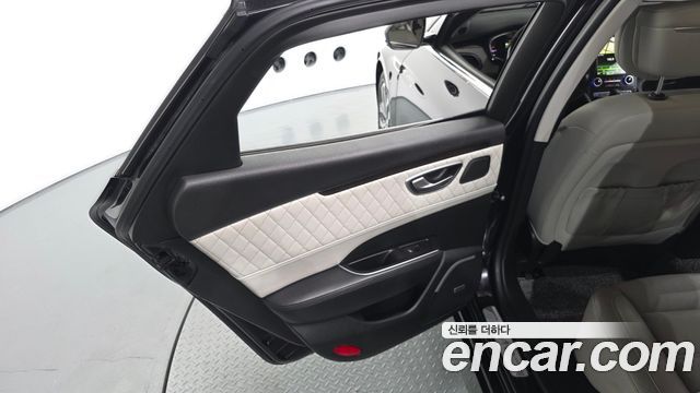 Renault Korea SM6 2017 — photo 15