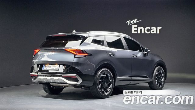 Kia Sportage 2022 — photo 2