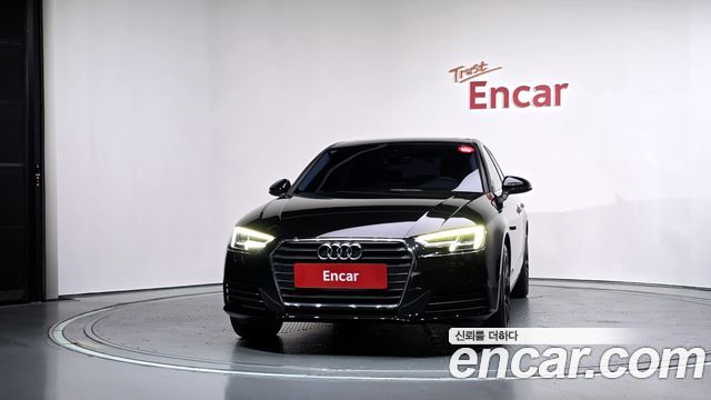 Audi A4 2018 — photo 3