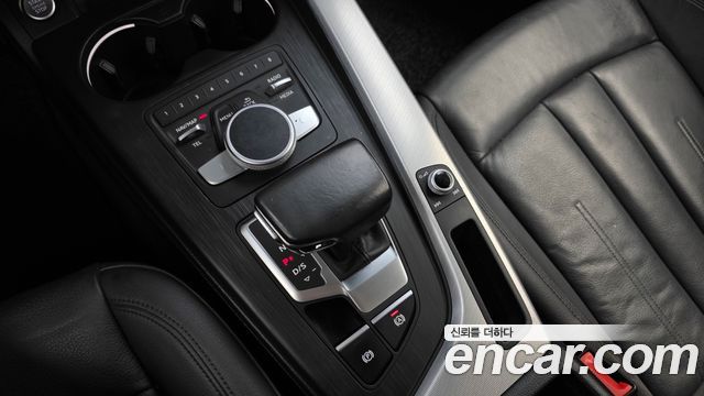 Audi A4 2018 — photo 9