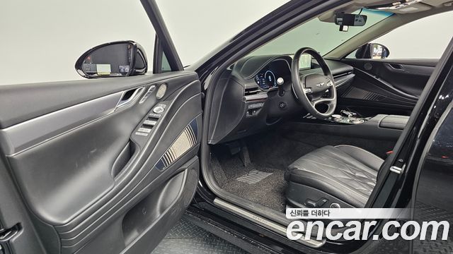 Genesis G80 2023 — photo 13