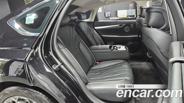Genesis G80 2023 — photo 17