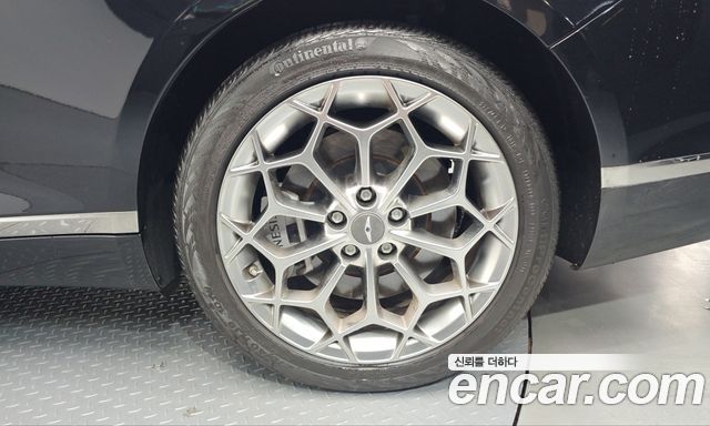 Genesis G80 2023 — photo 7