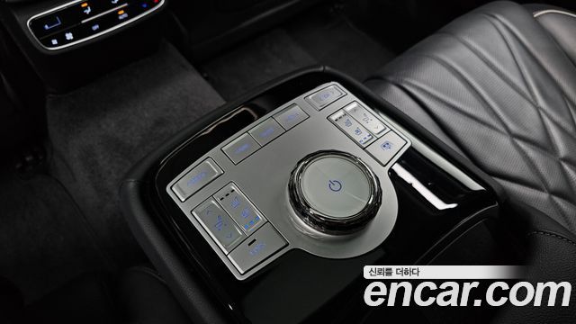 Genesis G80 2023 — photo 32