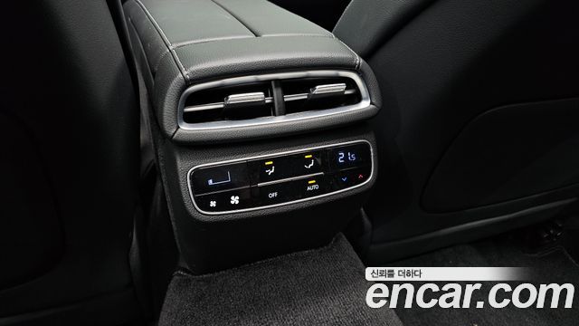 Genesis G80 2023 — photo 33