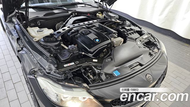 BMW Z4 2010 — photo 6