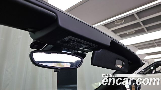 BMW Z4 2010 — photo 17